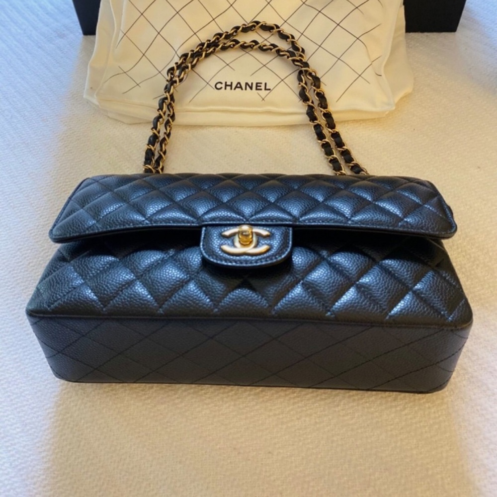 Chanel Classic Double Flap Quilted Caviar Gold-tone Medium Black NEW WITH TAGS - Picture 8 of 16